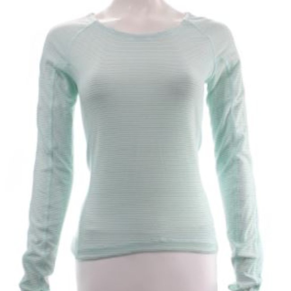 LULULEMON LIGHT BLUE STRIPED LONG SLEEVE